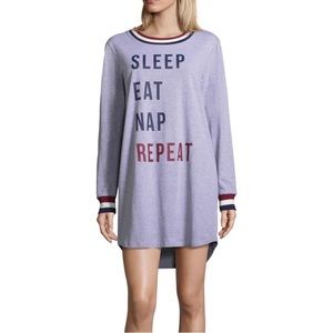 NWT Peace Love Dreams Long Sleeve Nightshirt